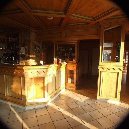 Accueil Savoyard Hotel Mieussy Exterior foto