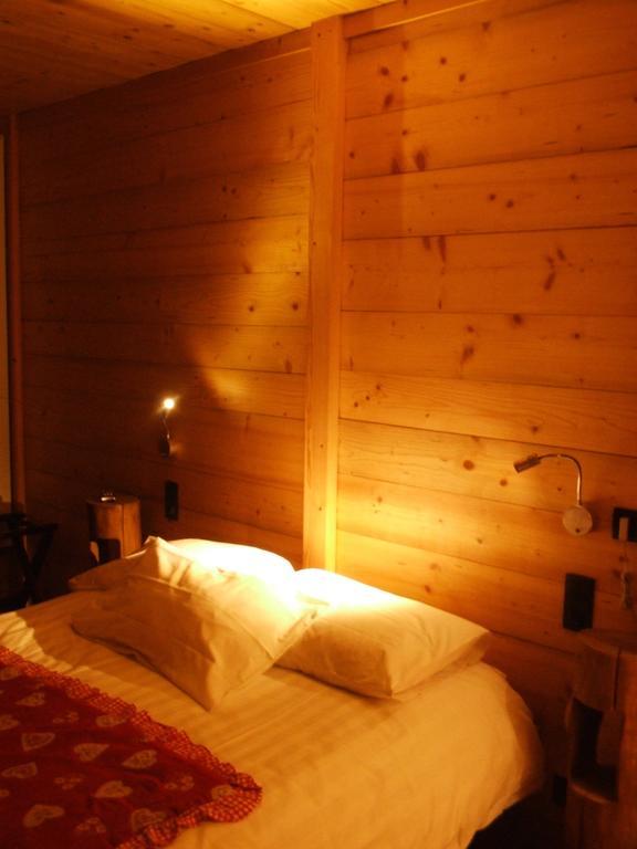 Accueil Savoyard Hotel Mieussy Cameră foto